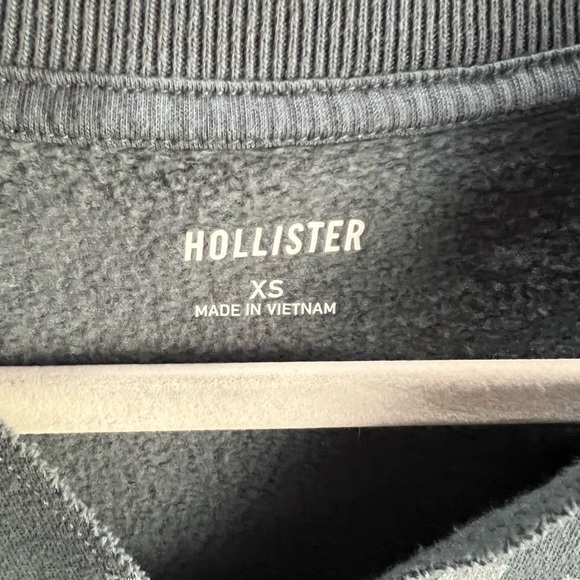 Hollister Gray Fleece-Lined Sweatshirt - Picture 3 of 3